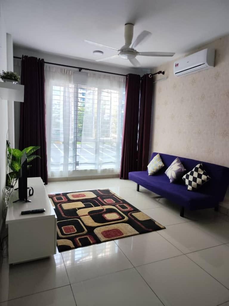 Putra 1 Pool Homestay Bandar Seri Putra Kampong Sungai Buah المظهر الخارجي الصورة